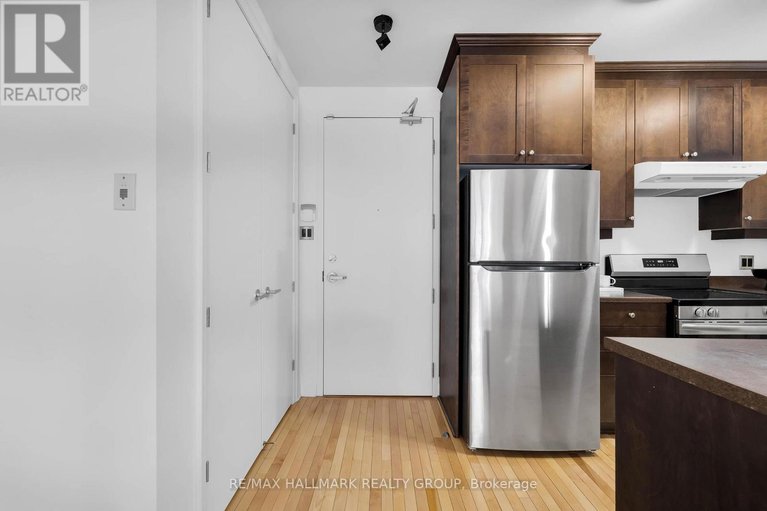 29620536/705-420-berkley-avenue/westboro-west/ottawa/ontario/K2A4H5_5