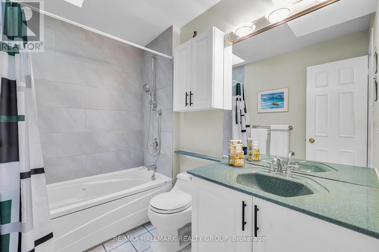 29015609/1-60-greenfield-avenue/ottawa-east/ottawa/ontario/K1S0X7_29
