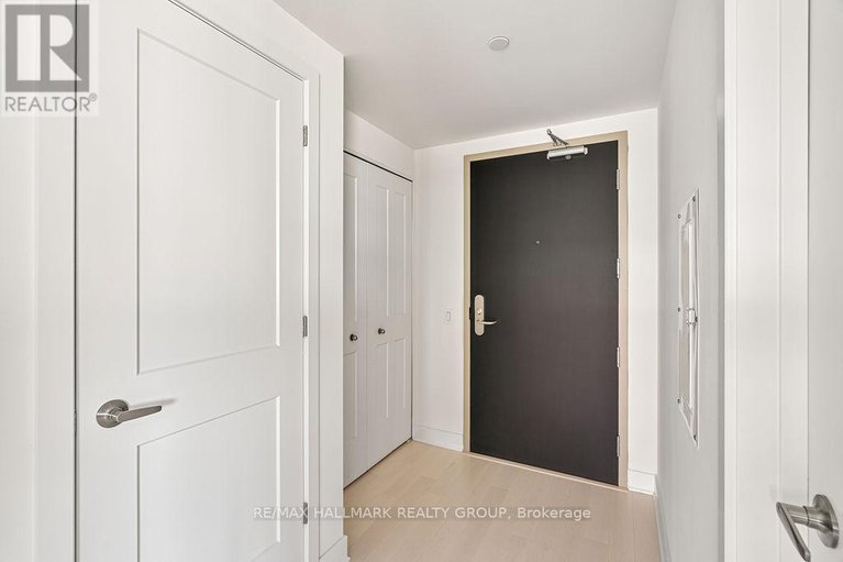 29148958/2102-180-george-street/lower-townbyward-market/ottawa/ontario/K1N0G8_6