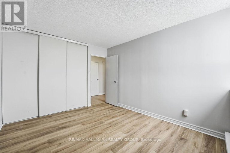 29304653/805-2020-jasmine-crescent/beacon-hill-south/ottawa/ontario/K1J8K5_13