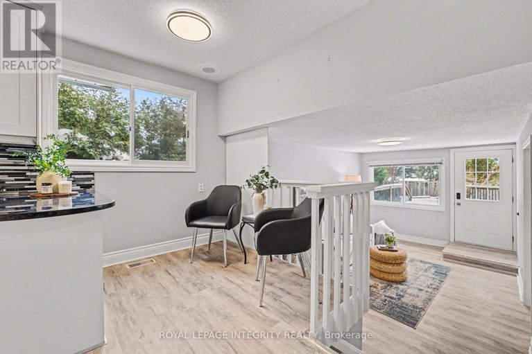 29392141/185-withrow-avenue/meadowlandsst-claire-gardens/ottawa/ontario/K2G3N6_14