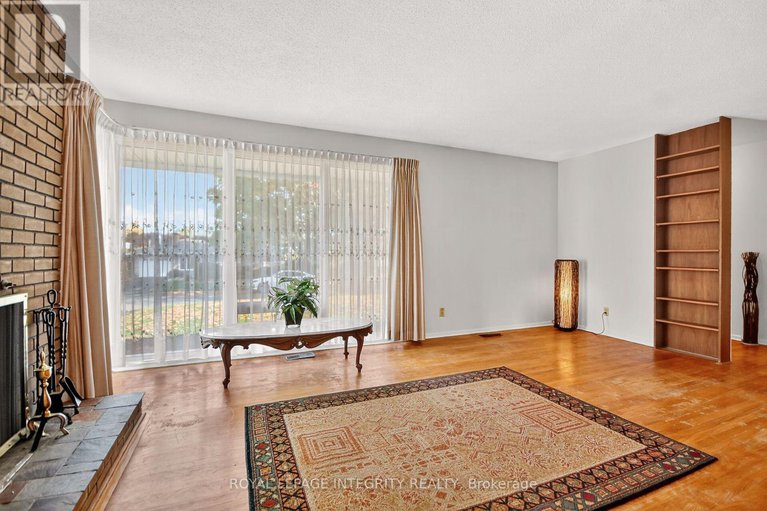 29006846/2106-dunelm-street/elmvale-acresurbandale/ottawa/ontario/K1G2S3_8