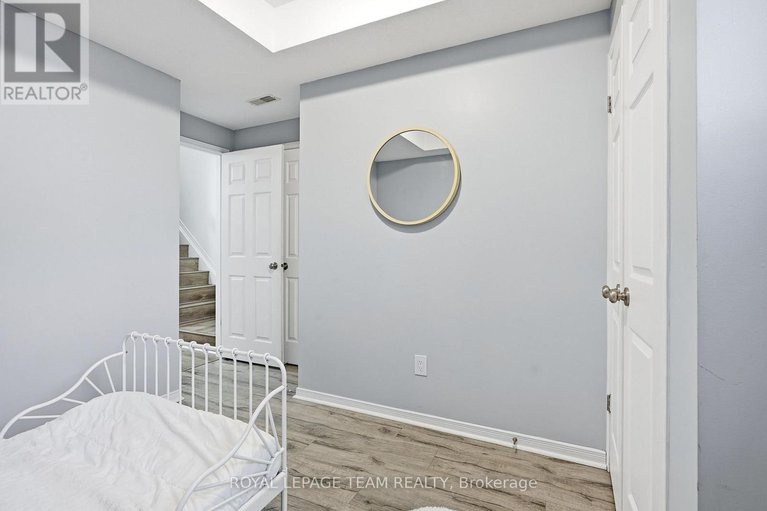 29069531/104-fir-lane/kemptville/north-grenville/ontario/K0G1J0_22