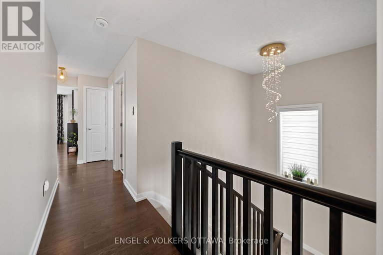 29373193/267-sceptre-way/emerald-meadowstrailwest/ottawa/ontario/K2V0C6_21