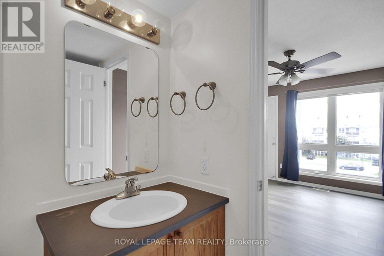 29094065/16-414-hillsboro-private/emerald-meadowstrailwest/ottawa/ontario/K2M3A8_11