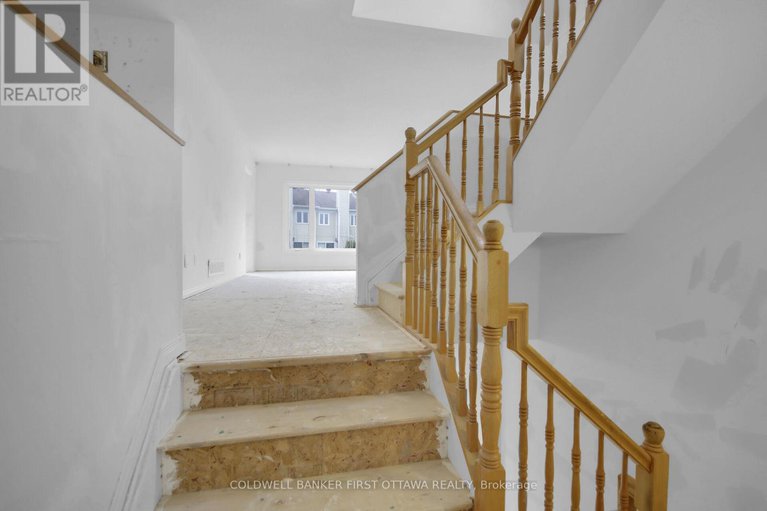 28221076/24-6141-red-willow-drive/chapel-hill/ottawa/ontario/K1C7J7_3