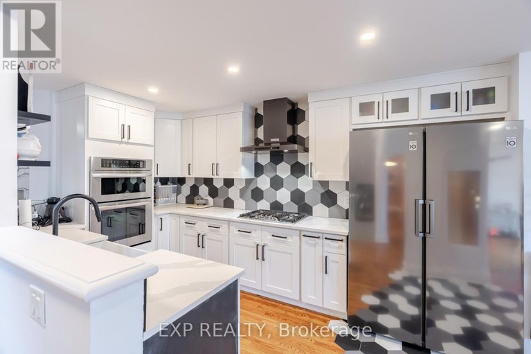 28727633/97-castle-glen-crescent/glencairnhazeldean/ottawa/ontario/K2L4G9_17