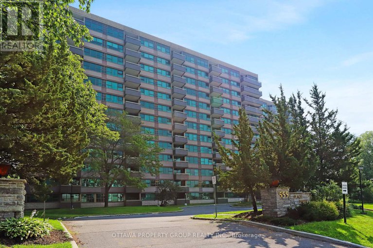 28628193/913-555-brittany-drive/viscount-alexander-park/ottawa/ontario/K1K4C5_1