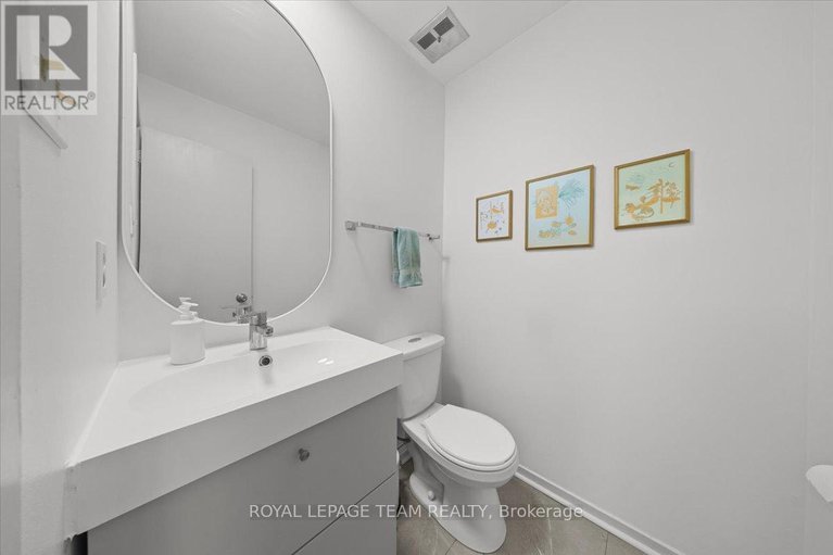 29615583/40-3230-uplands-drive/hunt-club/ottawa/ontario/K1V0C6_9