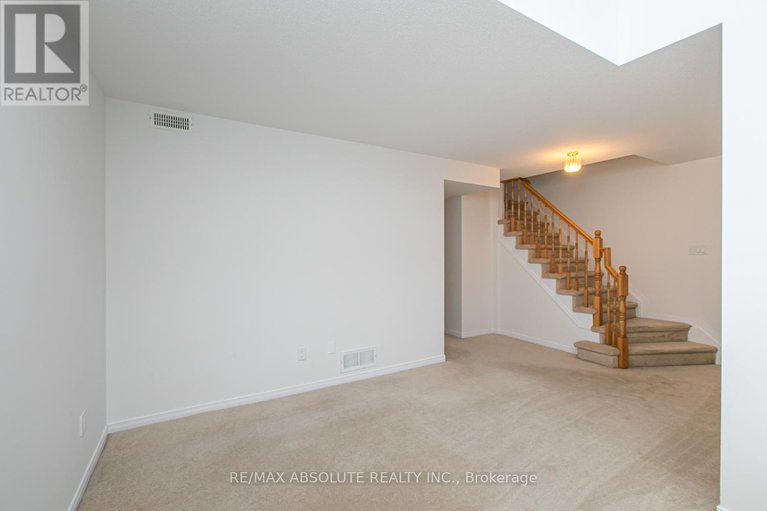 28650493/242-gershwin-private/westcliffe-estates/ottawa/ontario/K2H1G5_18