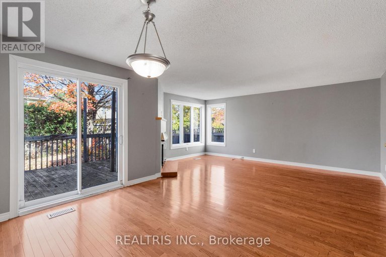 29041459/1598-meadowfield-place/chapel-hill/ottawa/ontario/K1C5V6_10