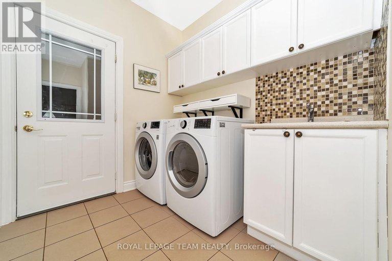 28423475/1426-spartan-grove-street/greely/ottawa/ontario/K4P1R6_21