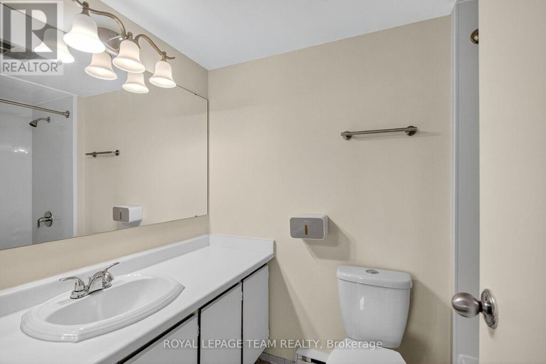 29274556/1708-2871-richmond-road/britannia-heights/ottawa/ontario/K2B8M5_19