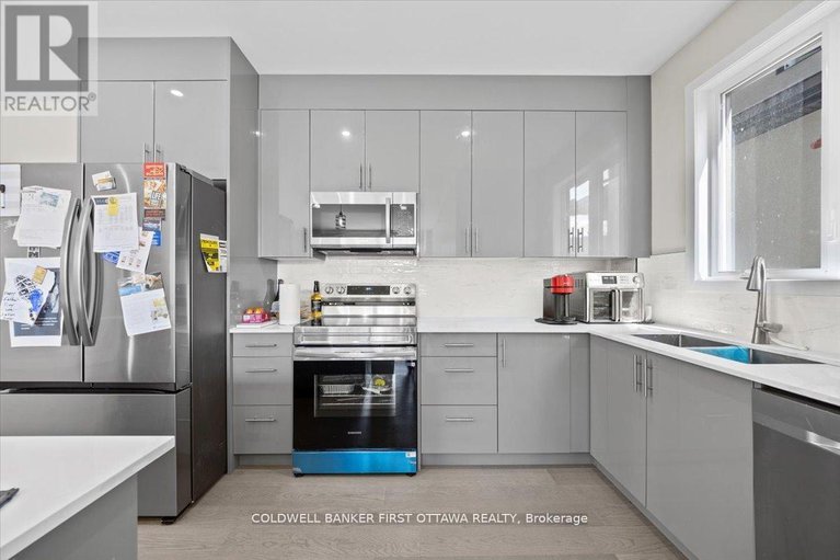 29179950/ab-22-inverkip-avenue/hunt-club-parkgreenboro/ottawa/ontario/K1T4B7_22