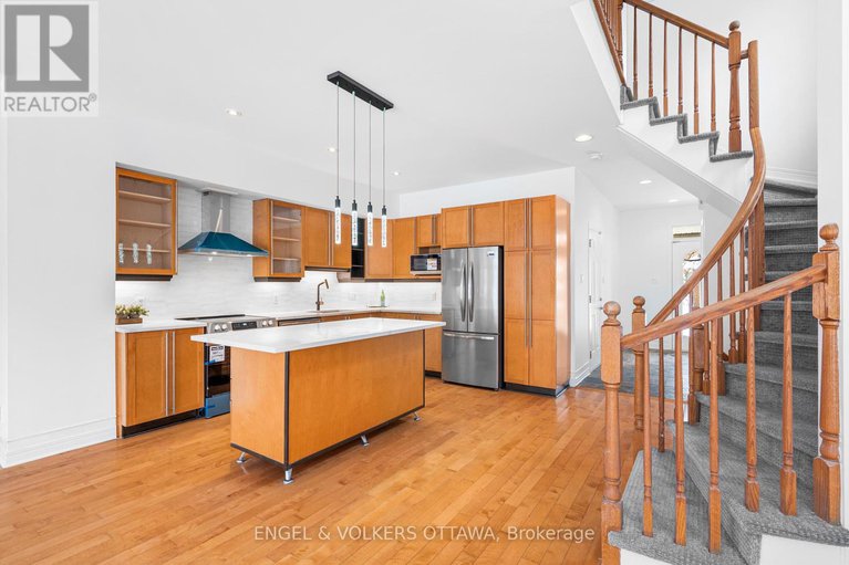 29344132/318-parkin-circle/blossom-parkkemp-parkfindlay-creek/ottawa/ontario/K1T4G6_13