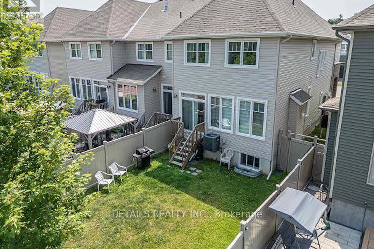 28683868/690-vivera-place/fringewood/ottawa/ontario/K2S2N1_46