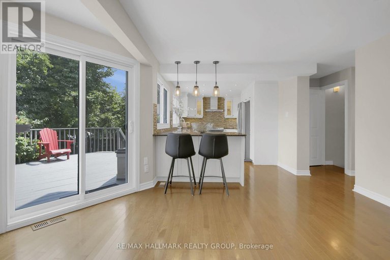 28723074/51-charkay-street/borden-farmstewart-farmcarleton-heightsparkwood-hills/ottawa/ontario/K2E5N5_21