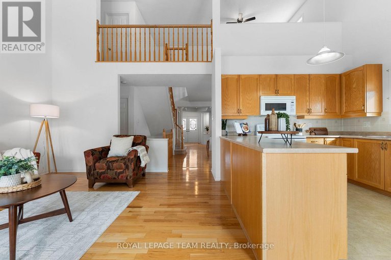 29346169/13-melville-road/arnprior/arnprior/ontario/K7S3Z8_11