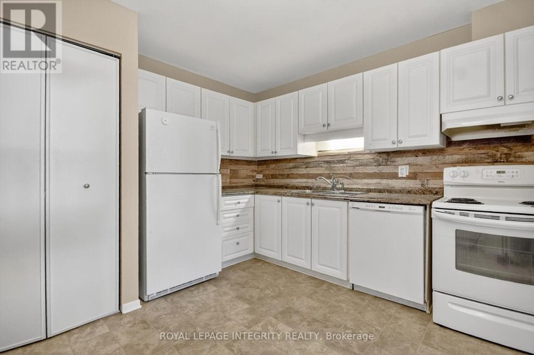 29150140/a-214-equestrian-drive-n/bridlewood/ottawa/ontario/K2M1E2_22