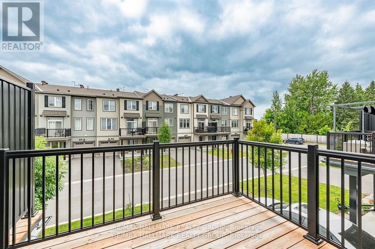 28591919/210-attwell-private/morgans-grantsouth-march/ottawa/ontario/K2K0P6_36