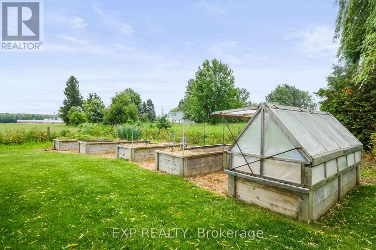 28754156/183-hamilton-road/russell-twp/russell/ontario/K4R0J1_38