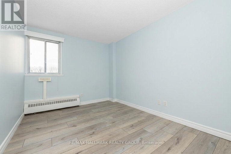 29389725/214-1505-baseline-road/copeland-park/ottawa/ontario/K2C3L4_21