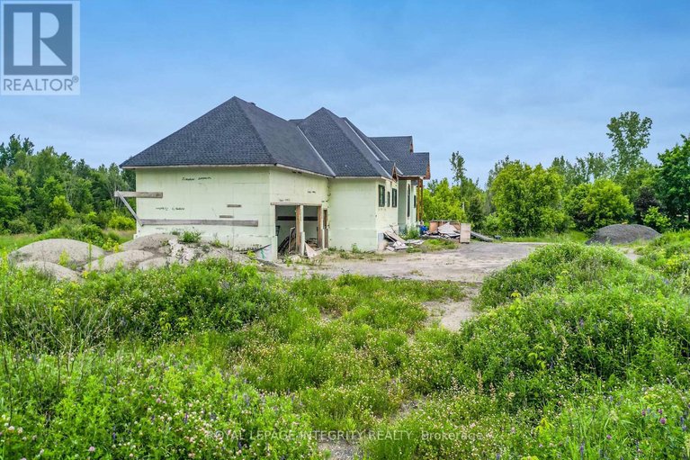 29671421/1695-old-montreal-road/camelot/ottawa/ontario/K4C1G7_9