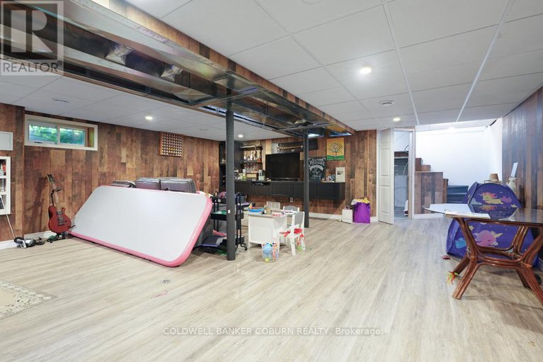 28605191/13191-riverside-drive/south-dundas-williamsburgh-twp/south-dundas/ontario/K0C1X0_29