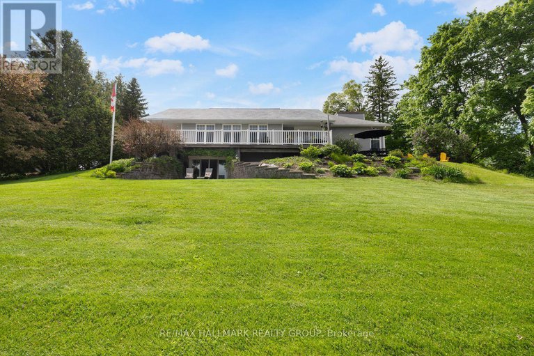 28377545/1-rideau-glen-drive/rideau-heightsashdalerideau-glen/ottawa/ontario/K2C3H1_48