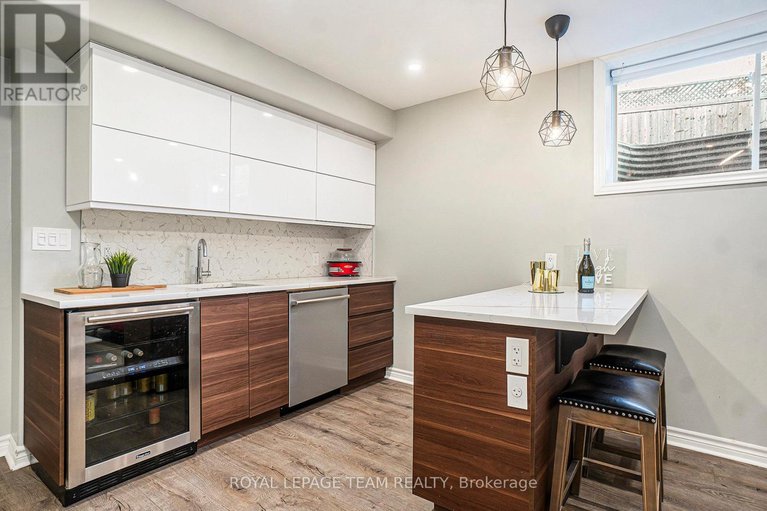 28937544/369-glenbrae-avenue/morgans-grantsouth-march/ottawa/ontario/K2W0C2_25