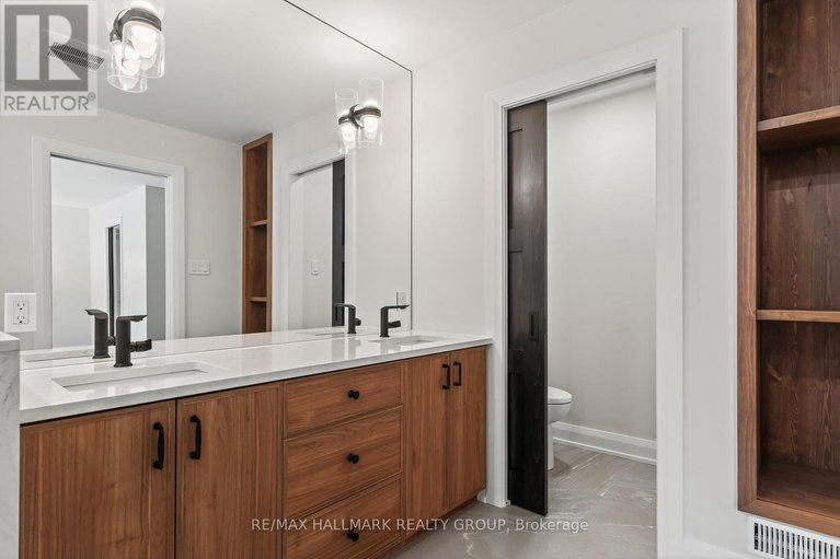 29137942/1625-royal-orchard-drive/cumberland-estates/ottawa/ontario/K4C1A9_19