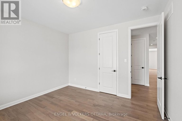 28326544/119-darleux-place/mahogany-community/ottawa/ontario/K4M0M7_23