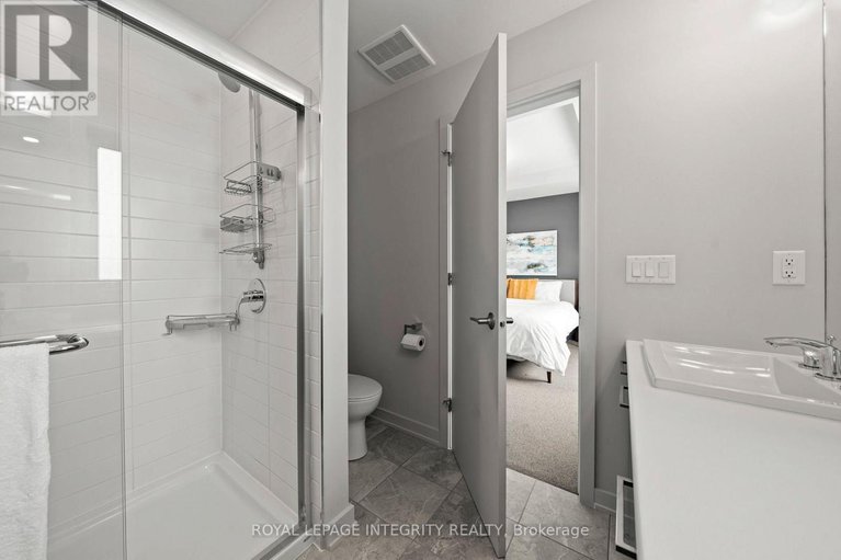 29460827/110-larimar-circle/riverside-southgloucester-glen/ottawa/ontario/K1X0B6_23