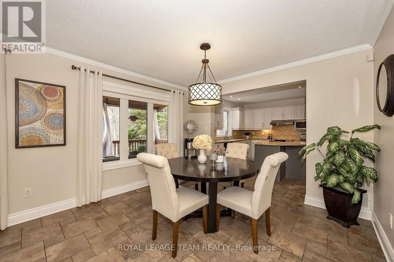 29675981/7067-donwel-drive/greely/ottawa/ontario/K4P1M7_12