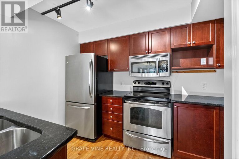 29082049/301u-1921-st-joseph-boulevard/convent-glen-south/ottawa/ontario/K1C0A3_14