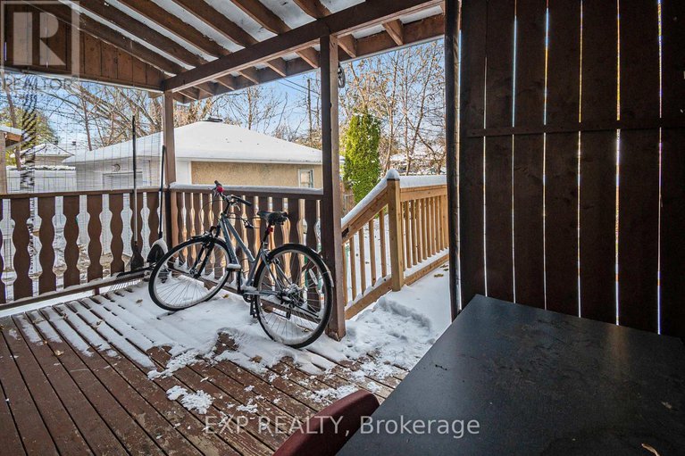 29113724/329-donald-street/overbrookcastle-heights/ottawa/ontario/K1K1M4_18