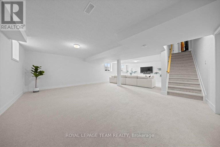 29369220/60-green-ash-avenue/goulbourn-twp-from-franktown-rdsouth-to-rideau/ottawa/ontario/K0A2Z0_37