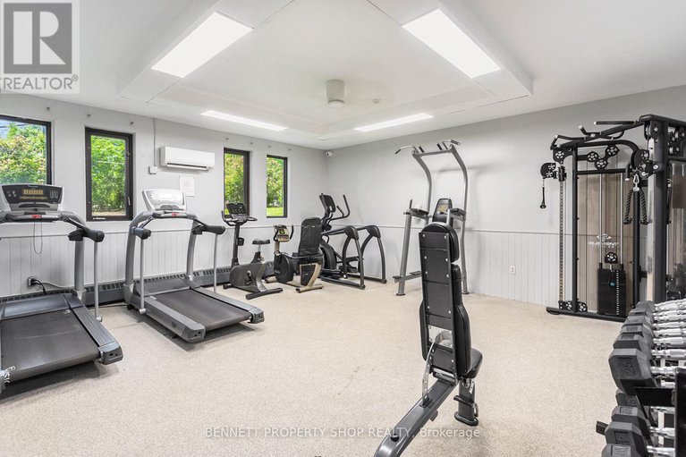 28386372/312-20-chesterton-drive/borden-farmstewart-farmcarleton-heightsparkwood-hills/ottawa/ontario/K2E6Z7_16