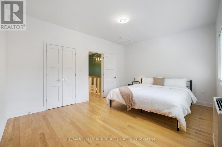 28881418/156-country-meadow-drive/huntley-ward-north-west/ottawa/ontario/K0A1L0_38