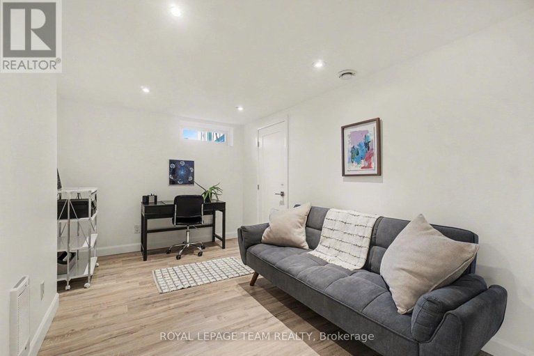 29641685/2149-dublin-avenue/bel-air-park/ottawa/ontario/K2C0X7_30