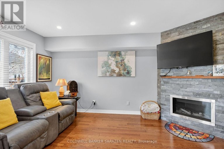 29569622/43-daventry-crescent/longfields/ottawa/ontario/K2J4N6_8