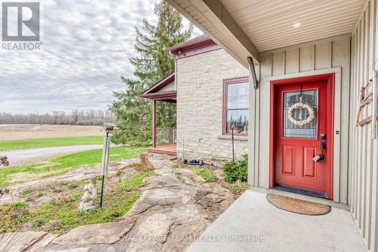 29661848/1202-ramsay-concession-8-road/mississippi-mills-ramsay-twp/mississippi-mills/ontario/K0A1A0_6