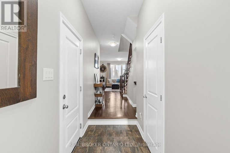 29464895/792-cedar-creek-drive/blossom-parkkemp-parkfindlay-creek/ottawa/ontario/K1T0M6_6