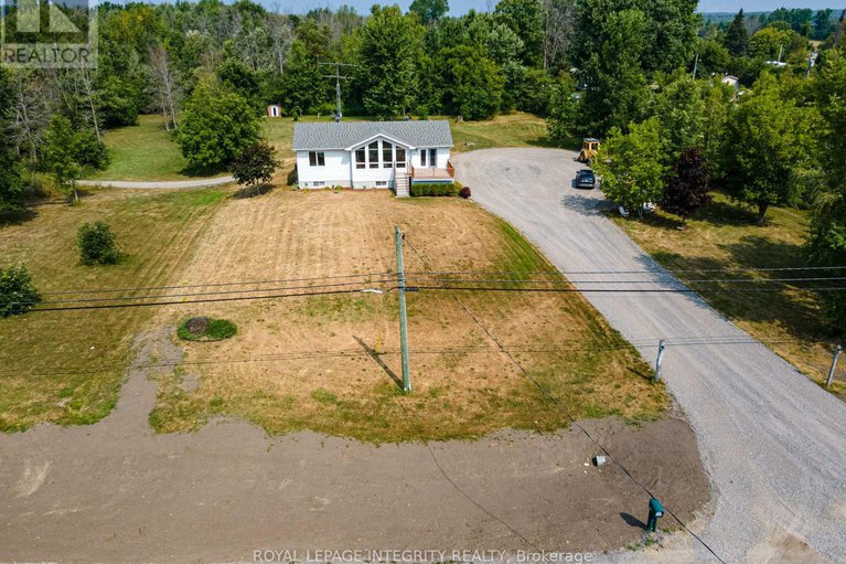 28715412/14977-country-rd-2-road/south-stormont-osnabruck-twp/south-stormont/ontario/K0C1M0_32