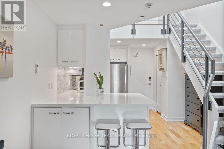 28678301/26-202-st-patrick-street/lower-townbyward-market/ottawa/ontario/K1N5K3_9