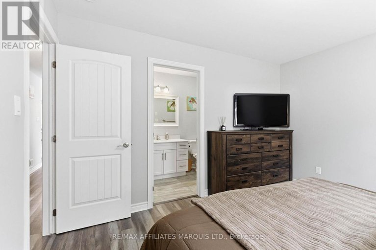 29533424/50-jim-brownell-boulevard/long-sault/south-stormont/ontario/K0C1P0_21