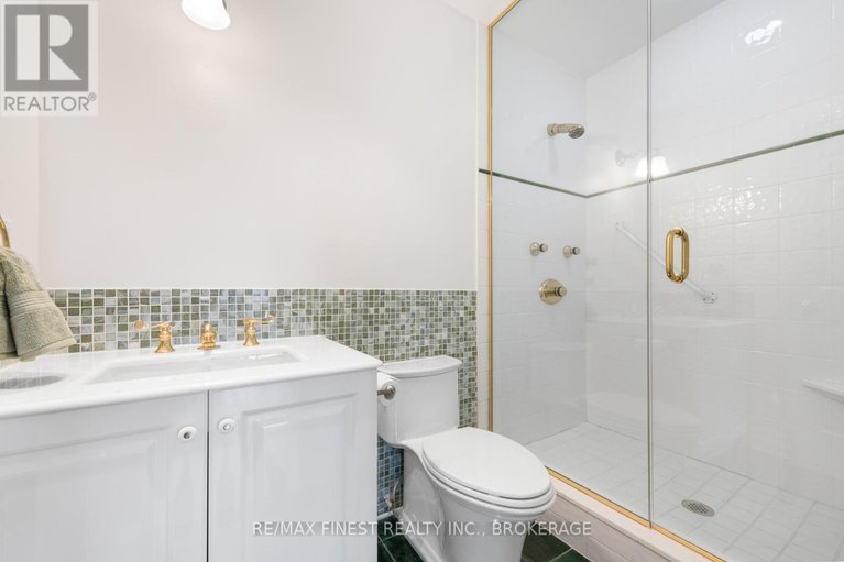 28682071/5-111-echo-drive/ottawa-east/ottawa/ontario/K1S5K8_18