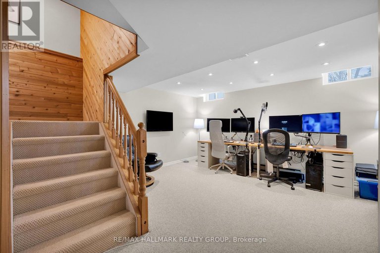 29397624/17-glenmoriston-avenue/glencairnhazeldean/ottawa/ontario/K2L2S3_25