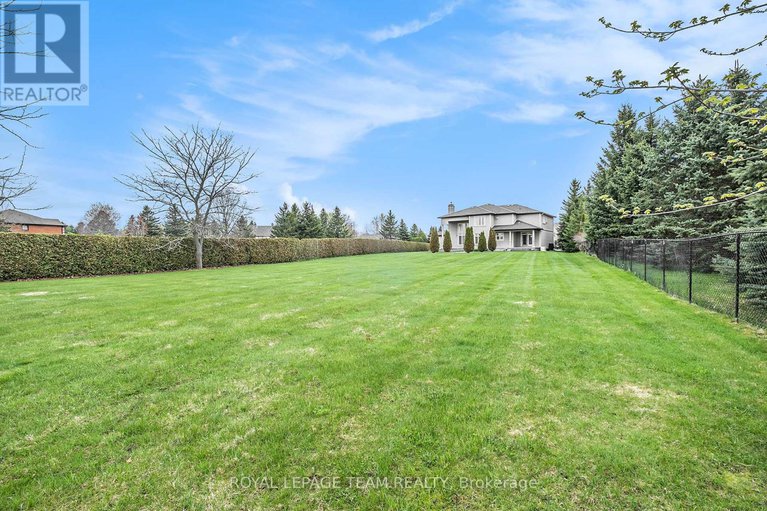 28654563/5386-mansel-crescent/manotick-village-manotick-estates/ottawa/ontario/K4M1L3_35