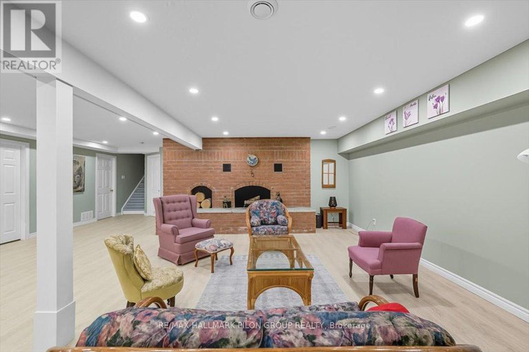 29239470/1717-lakeshore-drive/greely/ottawa/ontario/K4P1H1_23